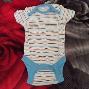 Boy bodysuit for newborn